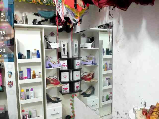 Alisson_Queen webcam