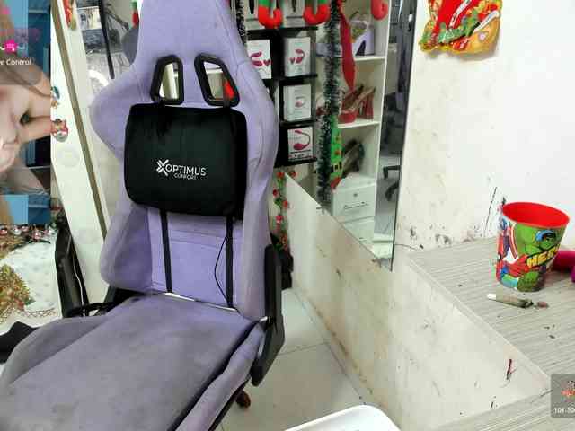 Alisson_Queen webcam