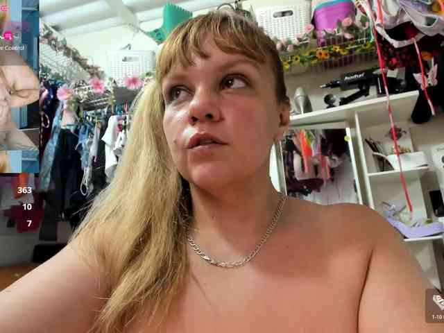 Alisson_Queen webcam