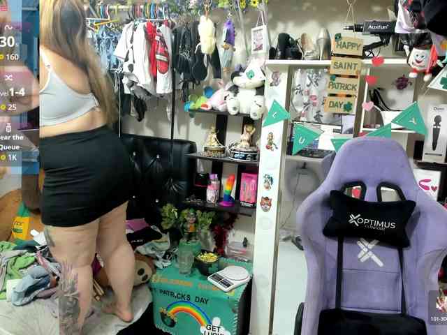 Alisson_Queen webcam