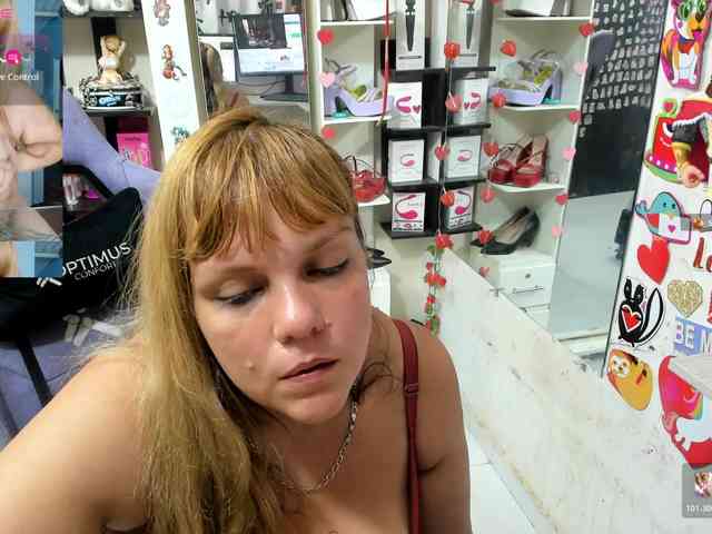 Alisson_Queen webcam