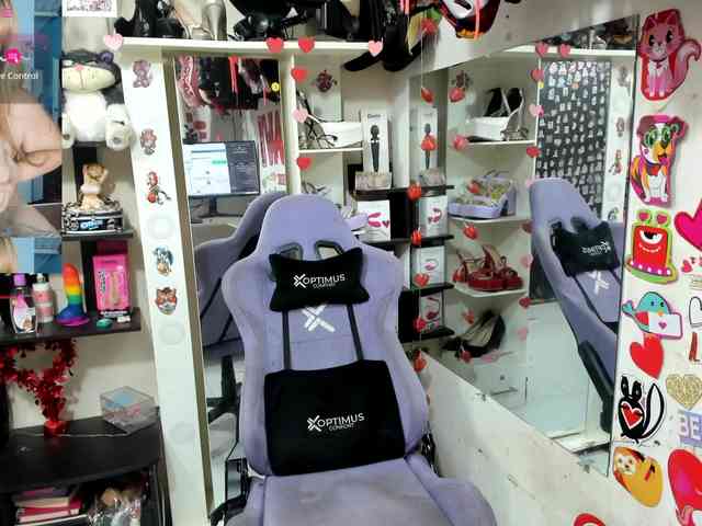 Alisson_Queen webcam