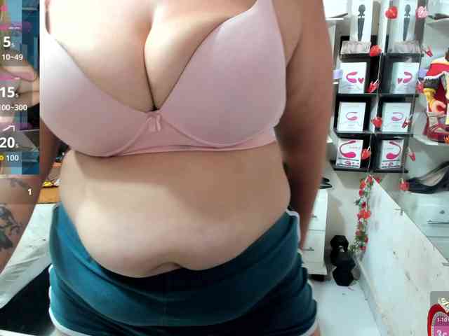 Alisson_Queen webcam