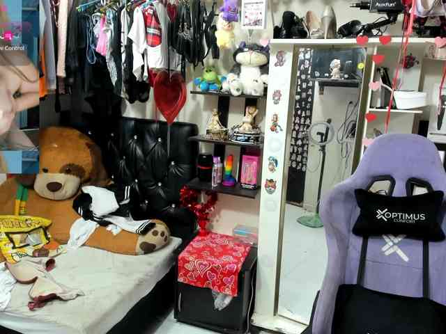 Alisson_Queen webcam