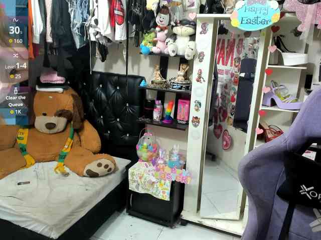 Alisson_Queen webcam