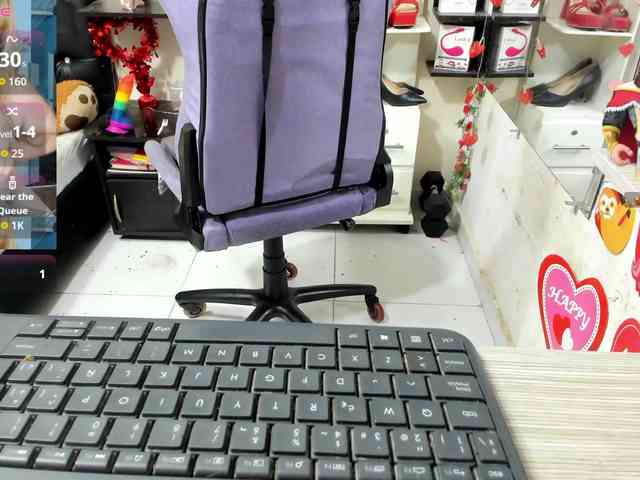 Alisson_Queen webcam