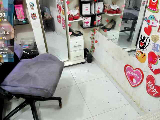 Alisson_Queen webcam