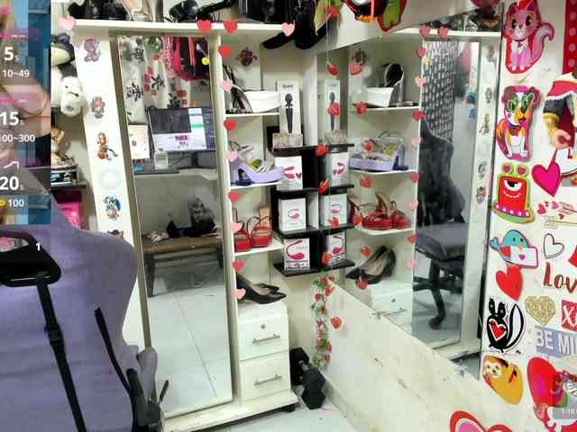 Alisson_Queen webcam