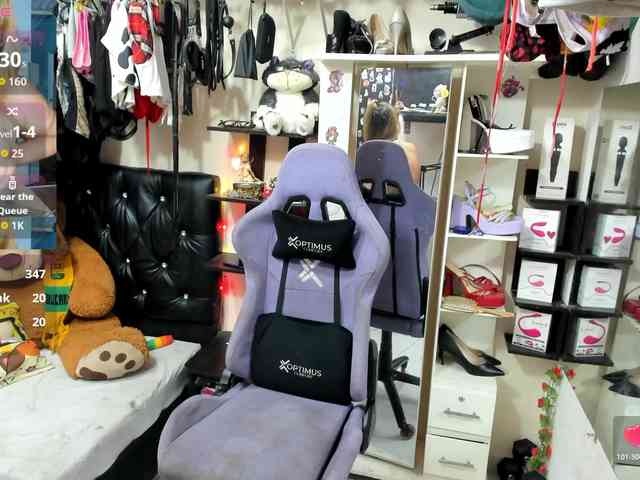 Alisson_Queen webcam