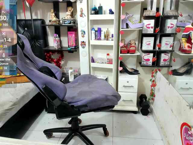 Alisson_Queen webcam