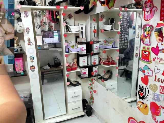 Alisson_Queen webcam