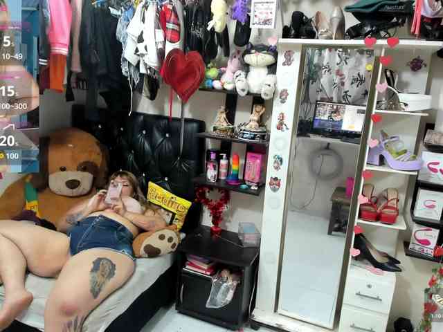 Alisson_Queen webcam