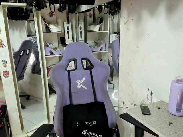 Alisson_Queen webcam