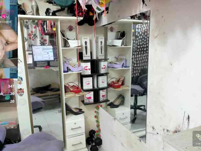 Alisson_Queen webcam