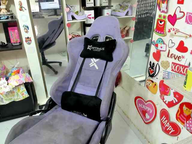 Alisson_Queen webcam