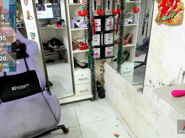 Alisson_Queen webcam