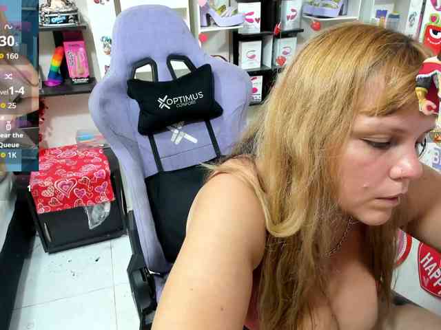 Alisson_Queen webcam