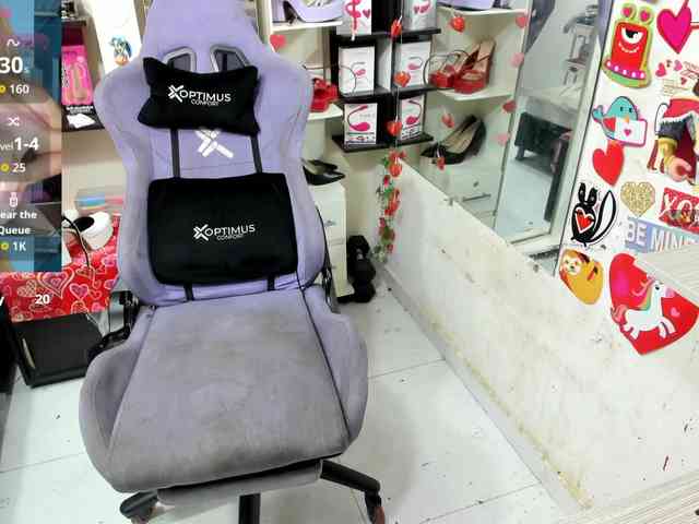 Alisson_Queen webcam