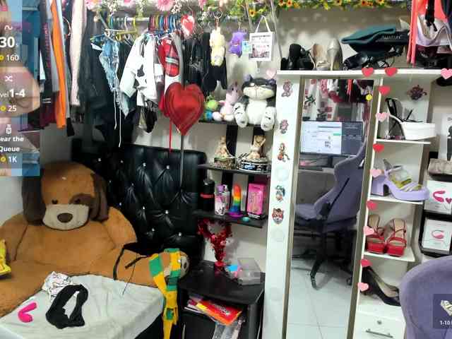 Alisson_Queen webcam