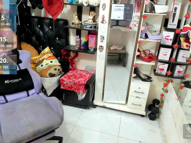 Alisson_Queen webcam