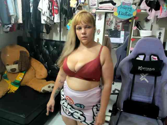 Alisson_Queen webcam