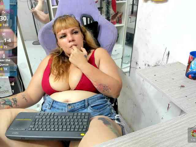 Alisson_Queen webcam