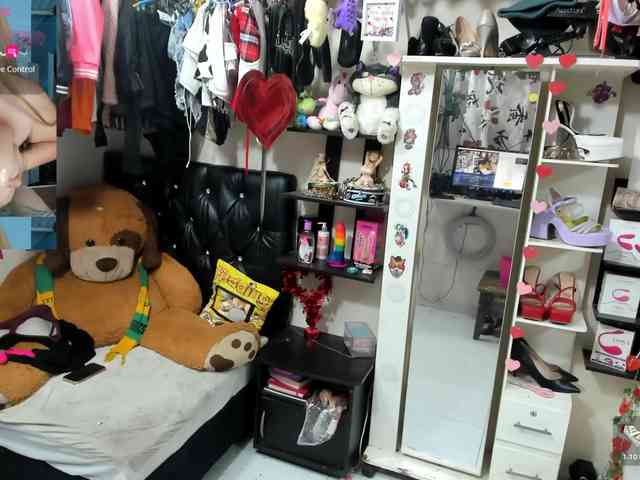 Alisson_Queen webcam