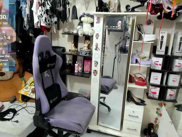 Alisson_Queen webcam