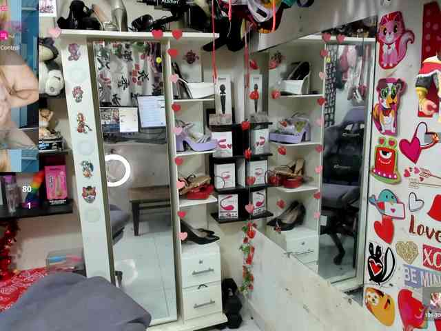 Alisson_Queen webcam