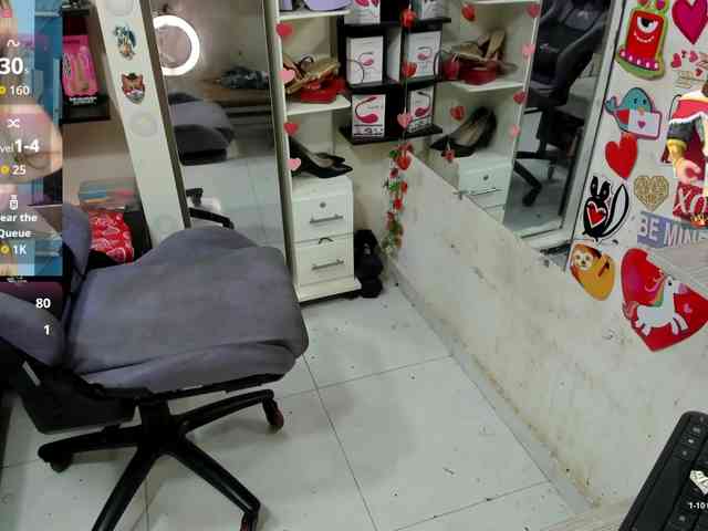 Alisson_Queen webcam