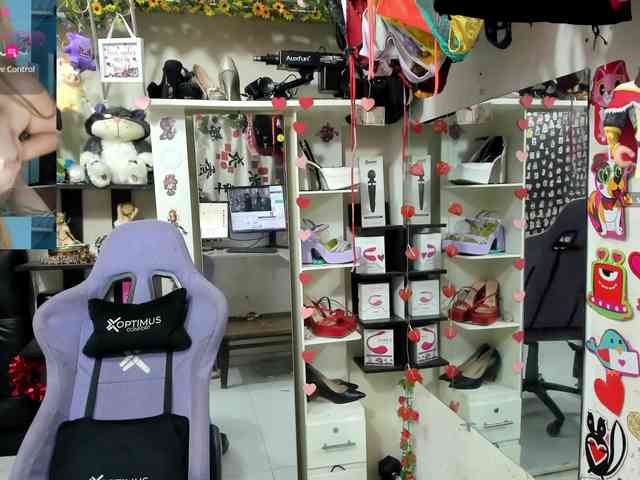 Alisson_Queen webcam