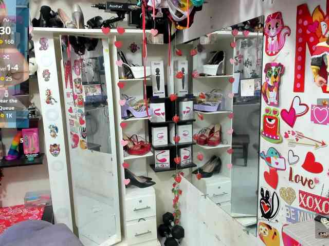 Alisson_Queen webcam