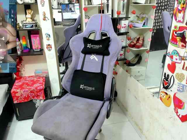 Alisson_Queen webcam