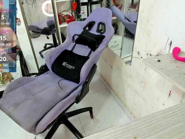 Alisson_Queen webcam