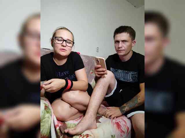 Maksim000-13 webcam