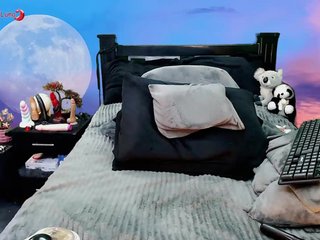 Hanna-Luna Porn Show