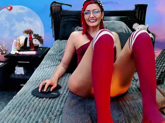 Hanna-Luna's BongaCams show and profile