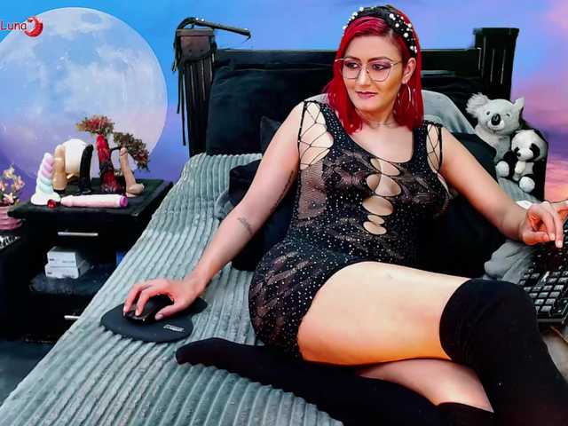 Hanna-Luna's BongaCams show and profile