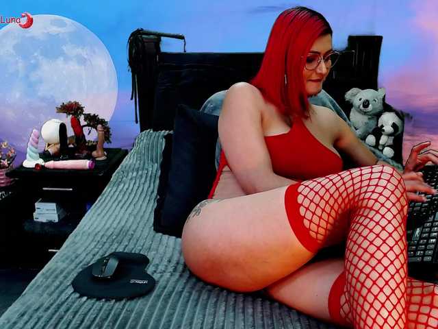 Hanna-Luna's BongaCams show and profile