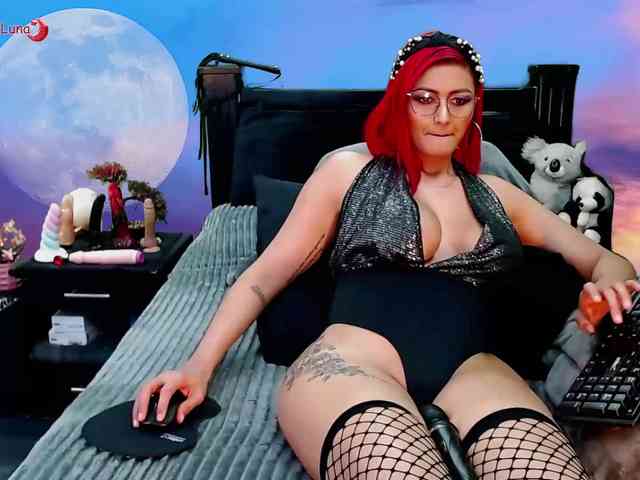 Hanna-Luna Live Webcam on BongaCams