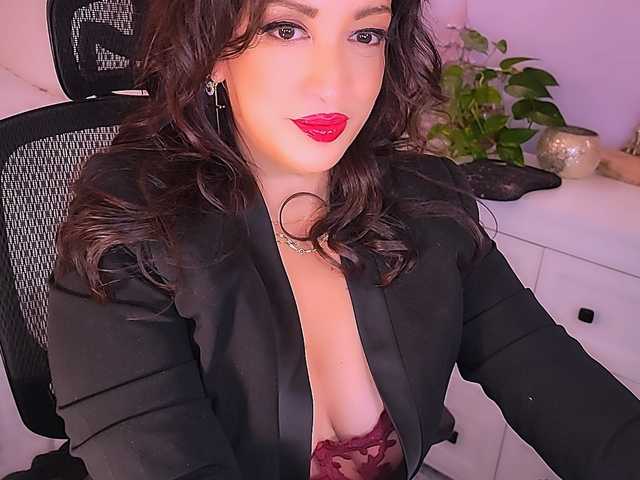 SeductiveMina's BongaCams show and profile