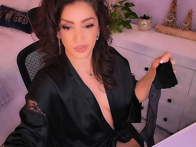 SeductiveMina's BongaCams show and profile