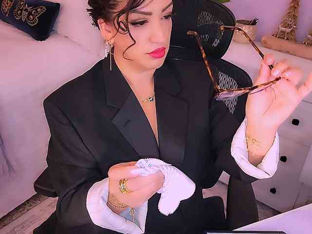 ExcitingWoman webcam