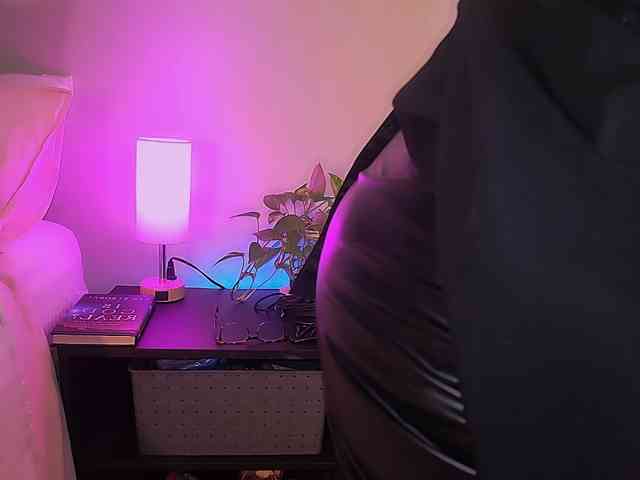 ExcitingWoman webcam