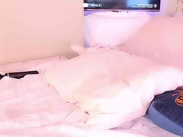 ExcitingWoman webcam