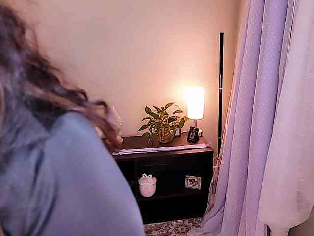 ExcitingWoman webcam