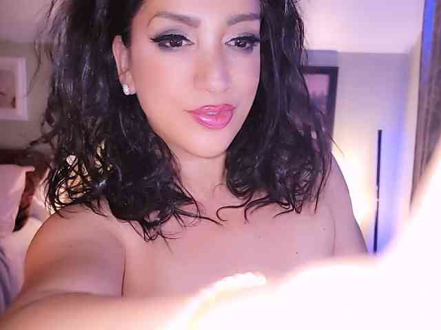 ExcitingWoman webcam