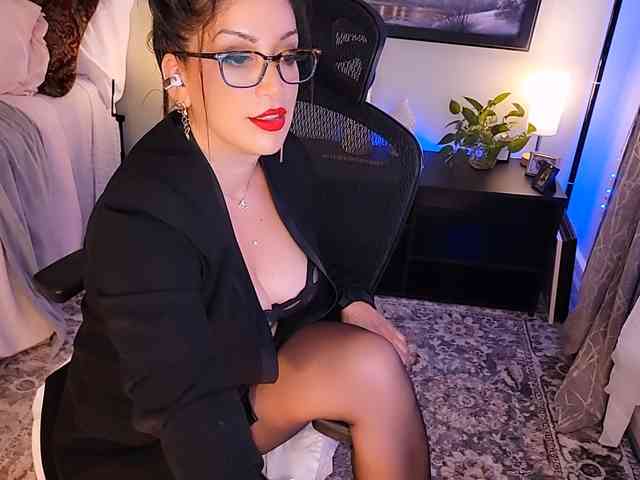 ExcitingWoman webcam