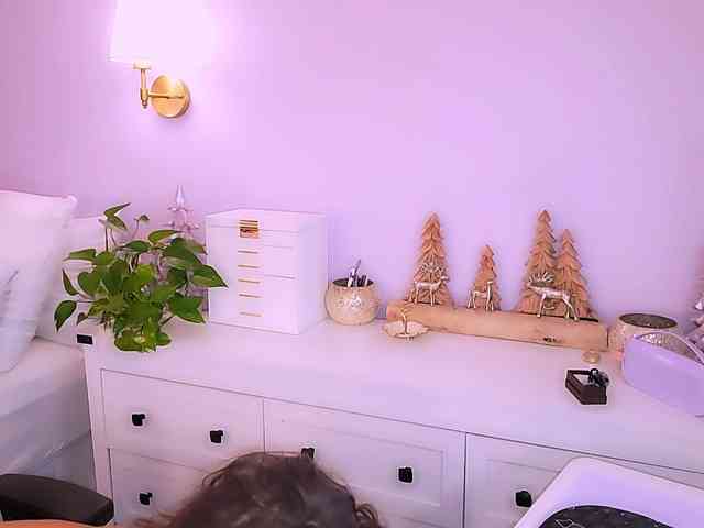 ExcitingWoman webcam