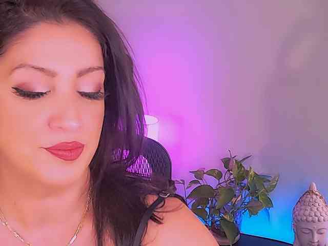 ExcitingWoman webcam